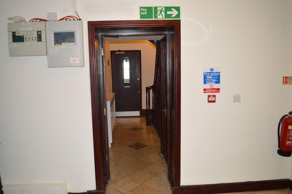 Globe Hotel Colchester Luaran gambar